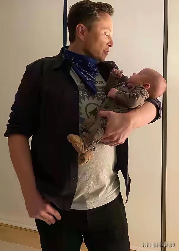 马斯克的人设以及公众形象，不知道这次是否会受到爱泼斯坦事件的影响，感觉这些人都是