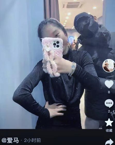 6月23日放暑假第一天，文章就带着大女儿文君竹（爱马）回西安老家探亲。爱马在社交