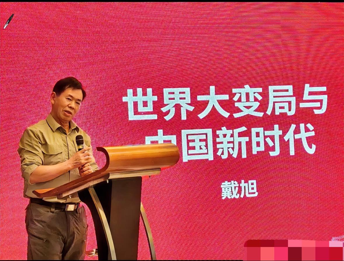 敌人把炮架到了家门口敌人把炮架到了家门口，我们的眼睛却盯着手机里的热闹