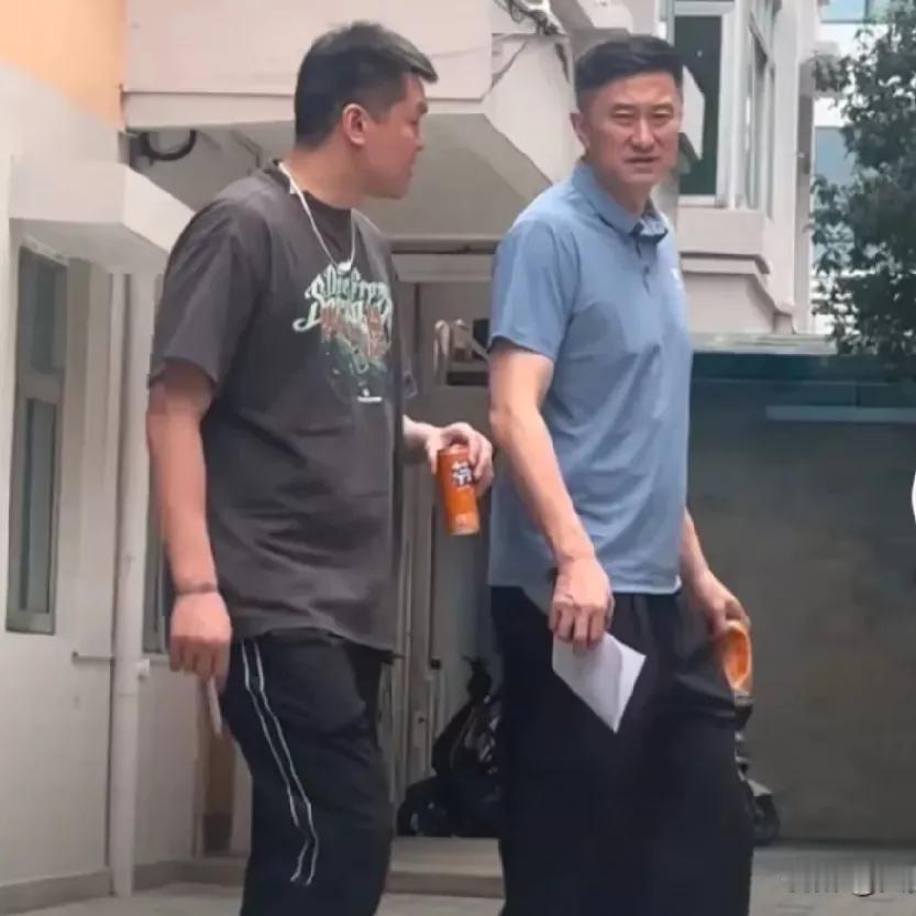 说实话，对于广东男篮外援又出现服用“兴奋剂”一事！感到非常的不理解？为什么这么