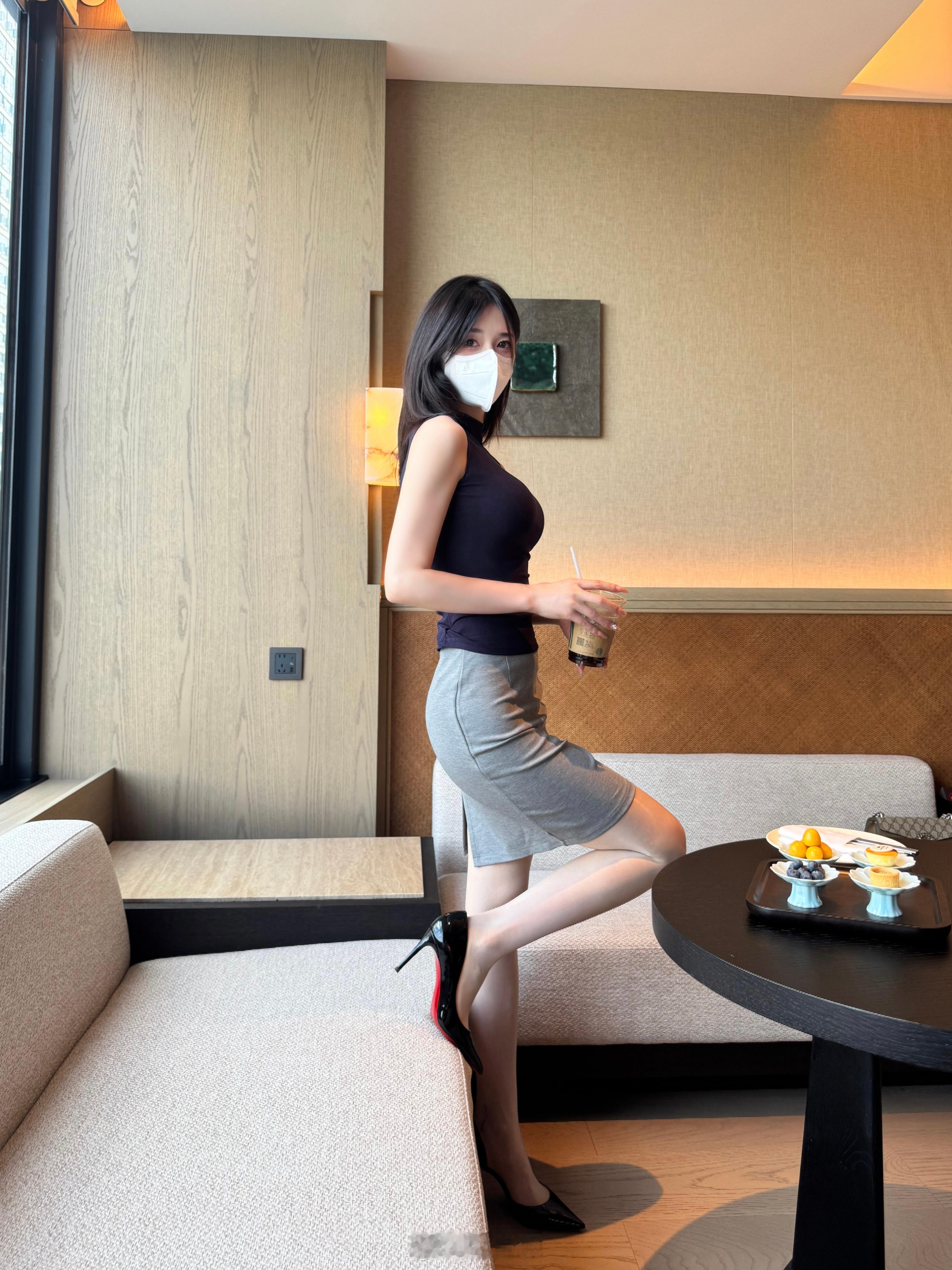 秘书穿搭今日穿搭(ootd)今天穿什么涞觅润丝​​​