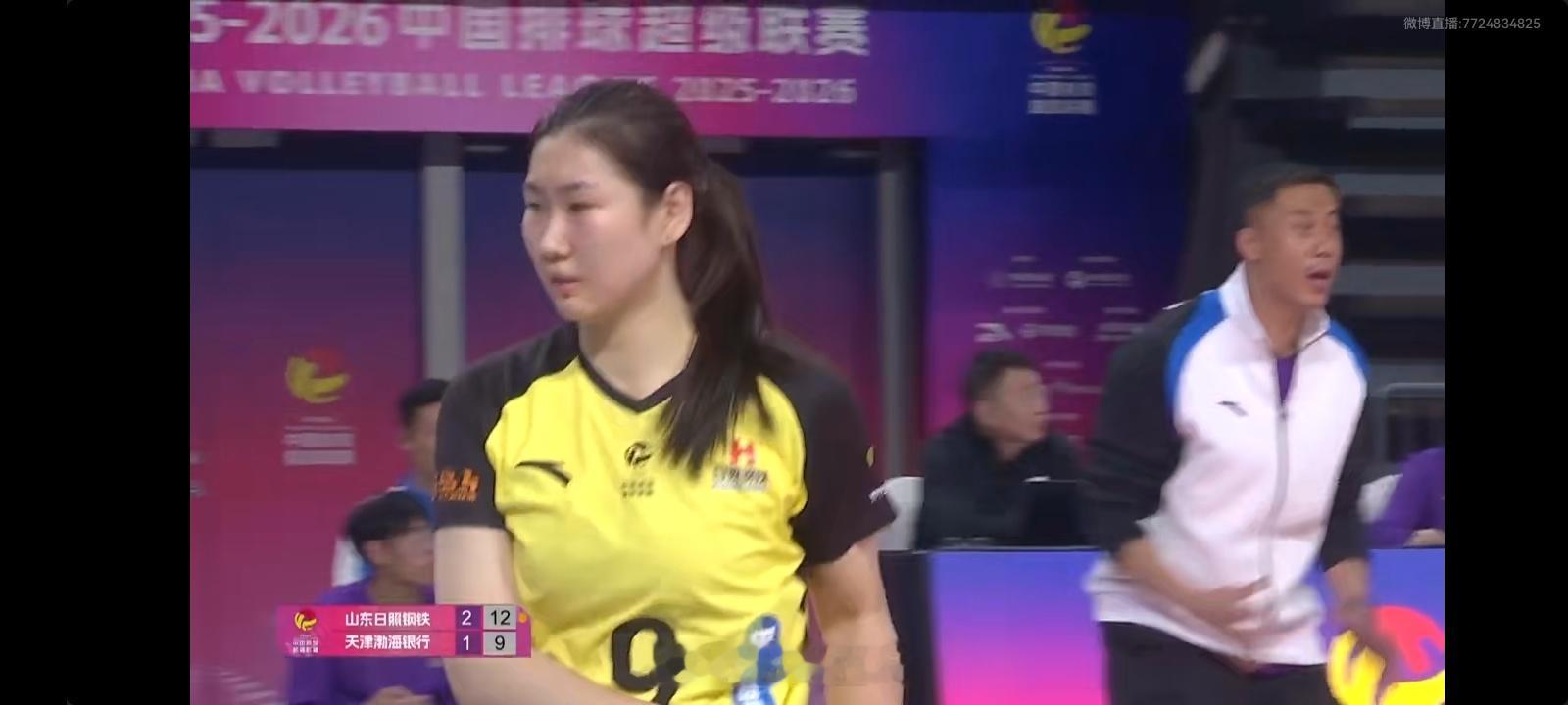 连续看两场比赛，都看笑了，孟豆那个站传倒三角，娜塔莉娅都得抑郁吧！河南1比3北京