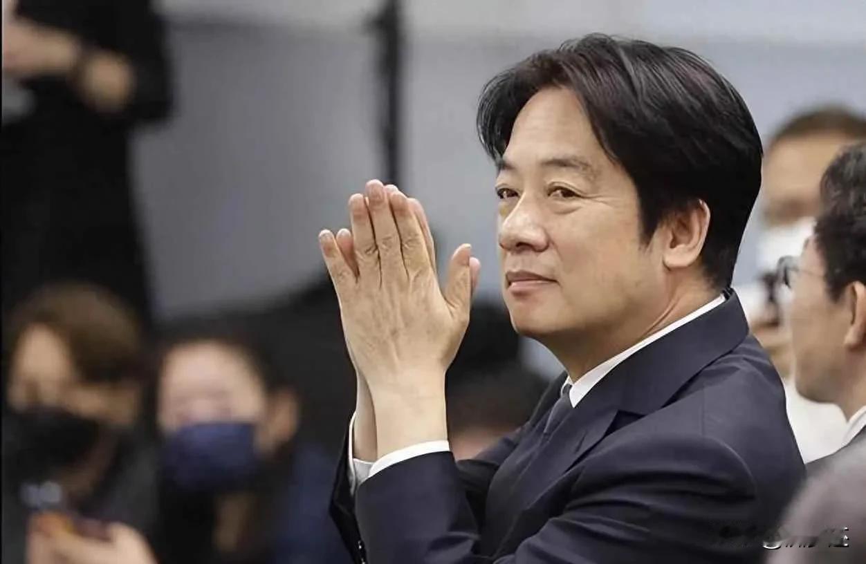 郑丽文上任，绿营慌了，台湾政局要变天？郑丽文刚当上国民党主席，岛内就闹起来了