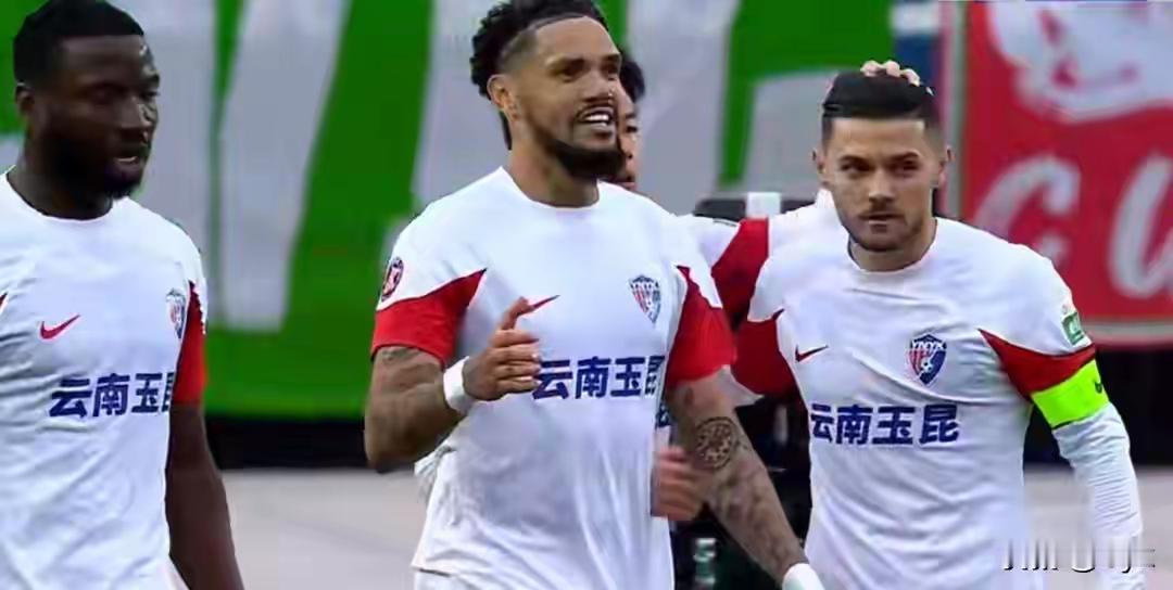 本赛季中超成绩最最出人意料的，不是海港的三连冠，也非降级的梅州和长春，而是中超一