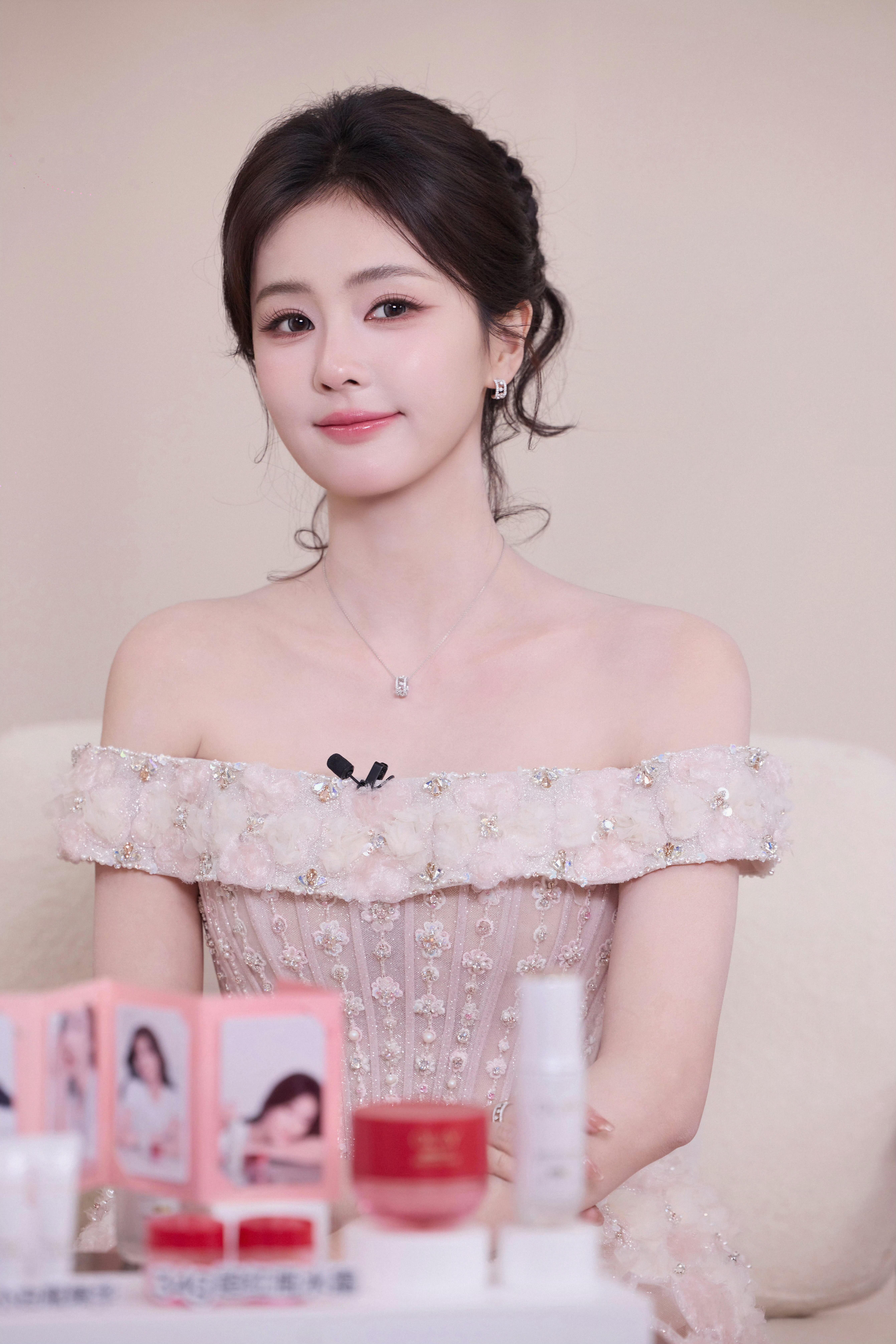 白鹿x今日直播间美照