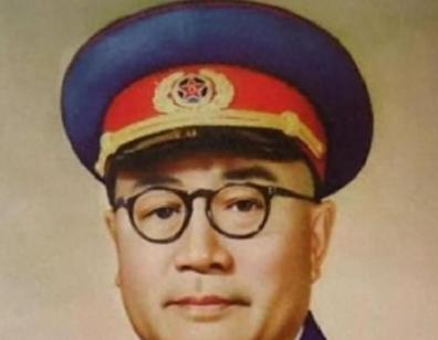 1945年，刘伯承四岁的女儿刘华北在延安遇刺，临死前她对凶手轻声说：