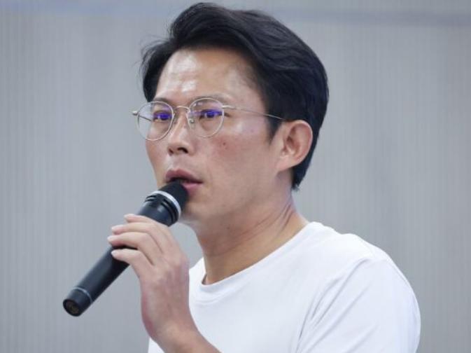 黄国昌也想来大陆！陆委会看到坐不住了！黄国昌说想来大陆看看。陆委会想要