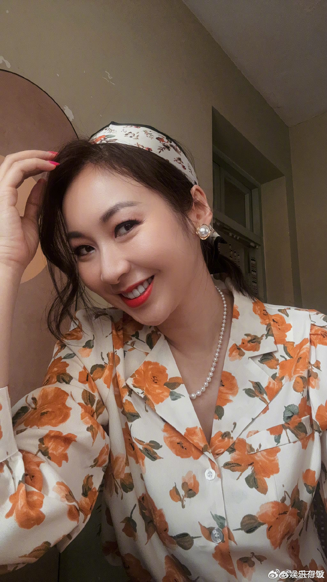 庄思敏再婚庄思敏两年半前与圈外人老公杨秉逸离婚，今日港媒曝庄思敏与拍拖未够两年