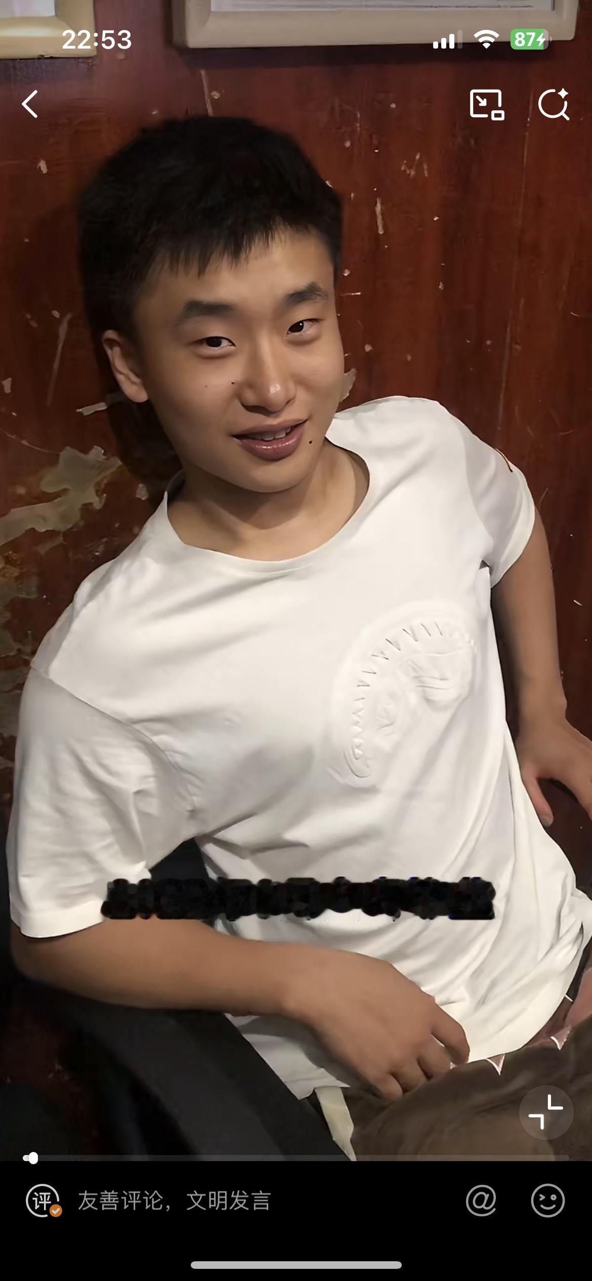 重庆这个大专小伙在云南开面馆陪女朋友读研，他们的爱情故事得到了众多媒体的点赞，最