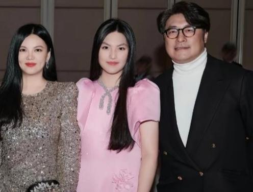 最高级的离婚，不是老死不相往来，而是把配偶变成“合伙人”。你看李湘和王岳伦。