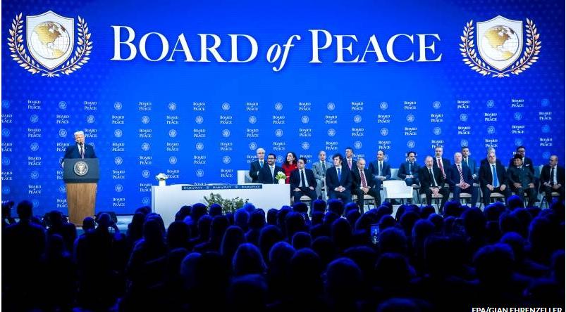 特朗普在达沃斯称“人人都想加入和平委员会”特朗普在周四于达沃斯发表的开幕致辞