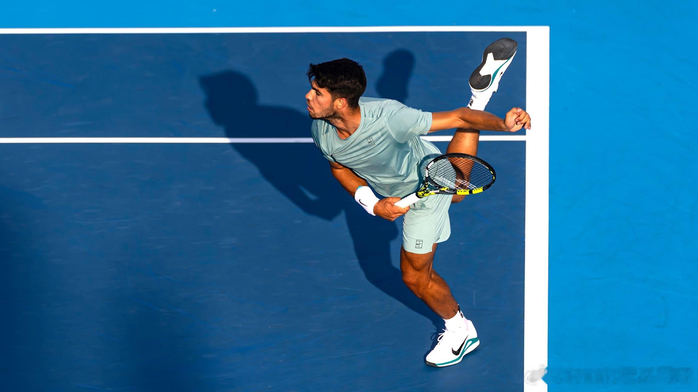 今年的美国网球公开赛上，ATP第一名的争夺将会异常激烈🇪🇸卡洛斯·阿尔卡拉