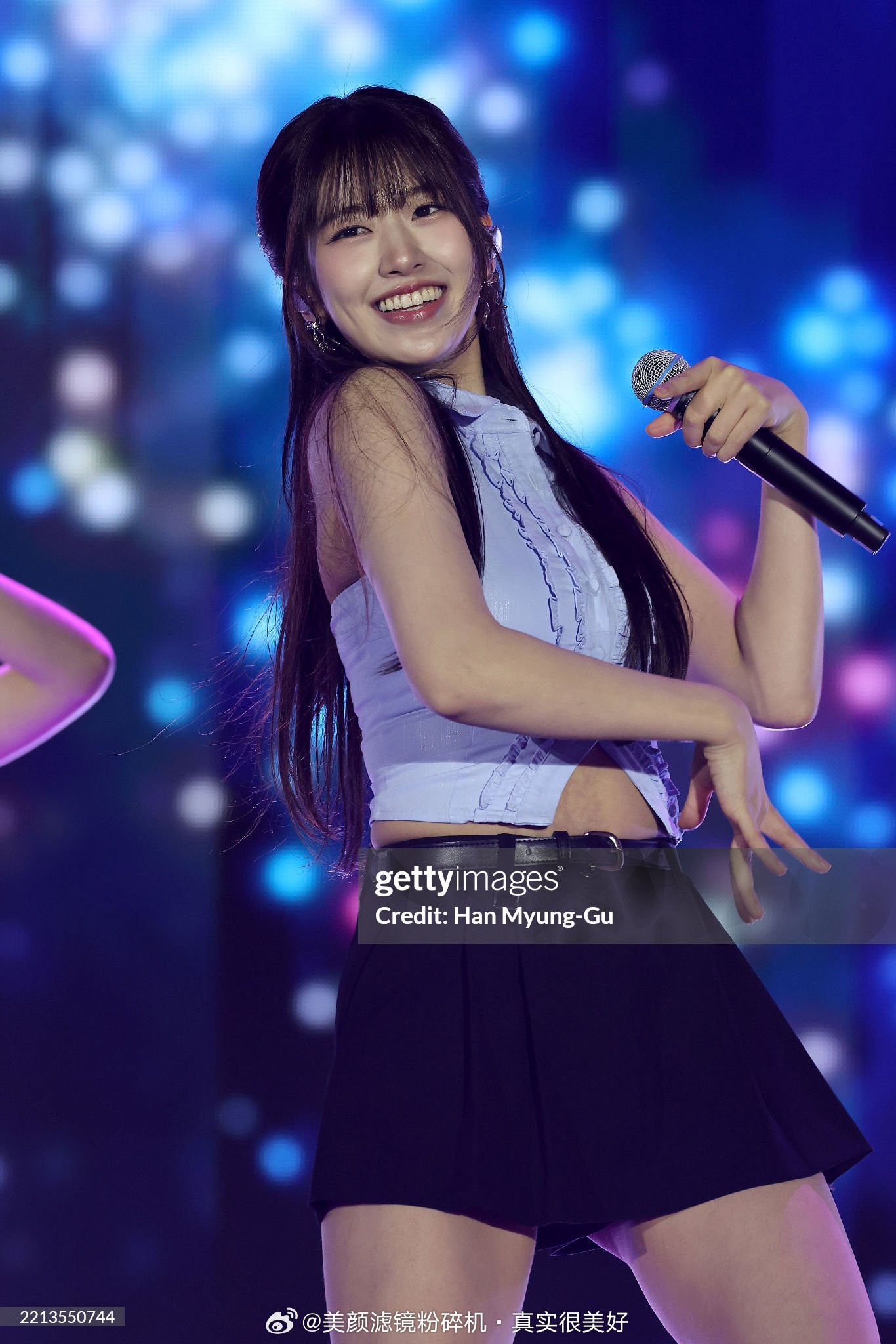 IVE安宥真、金秋天Gaeul、张元英、LIZ、直井怜（Rei）、李瑞（Lees