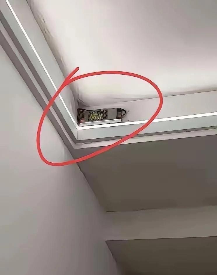 装修公司喊我验收，你们觉得呢，这个咋整啊！