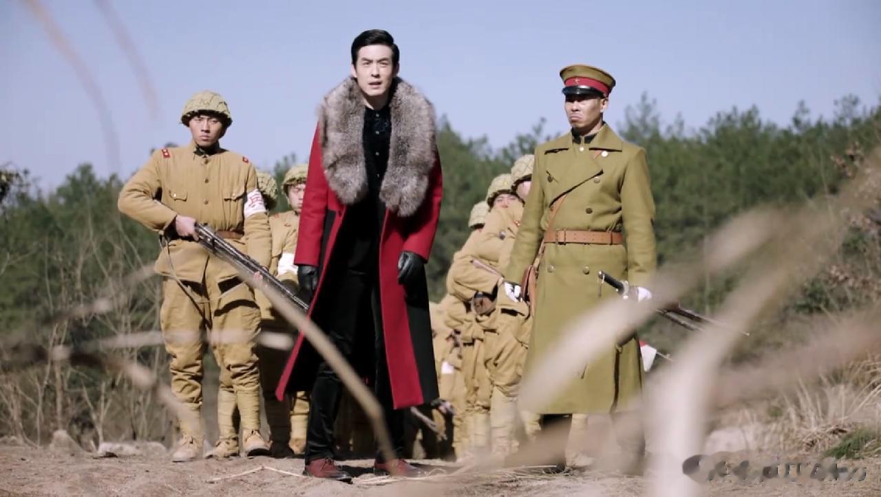 这什么电视剧？穿这么好打鬼子。