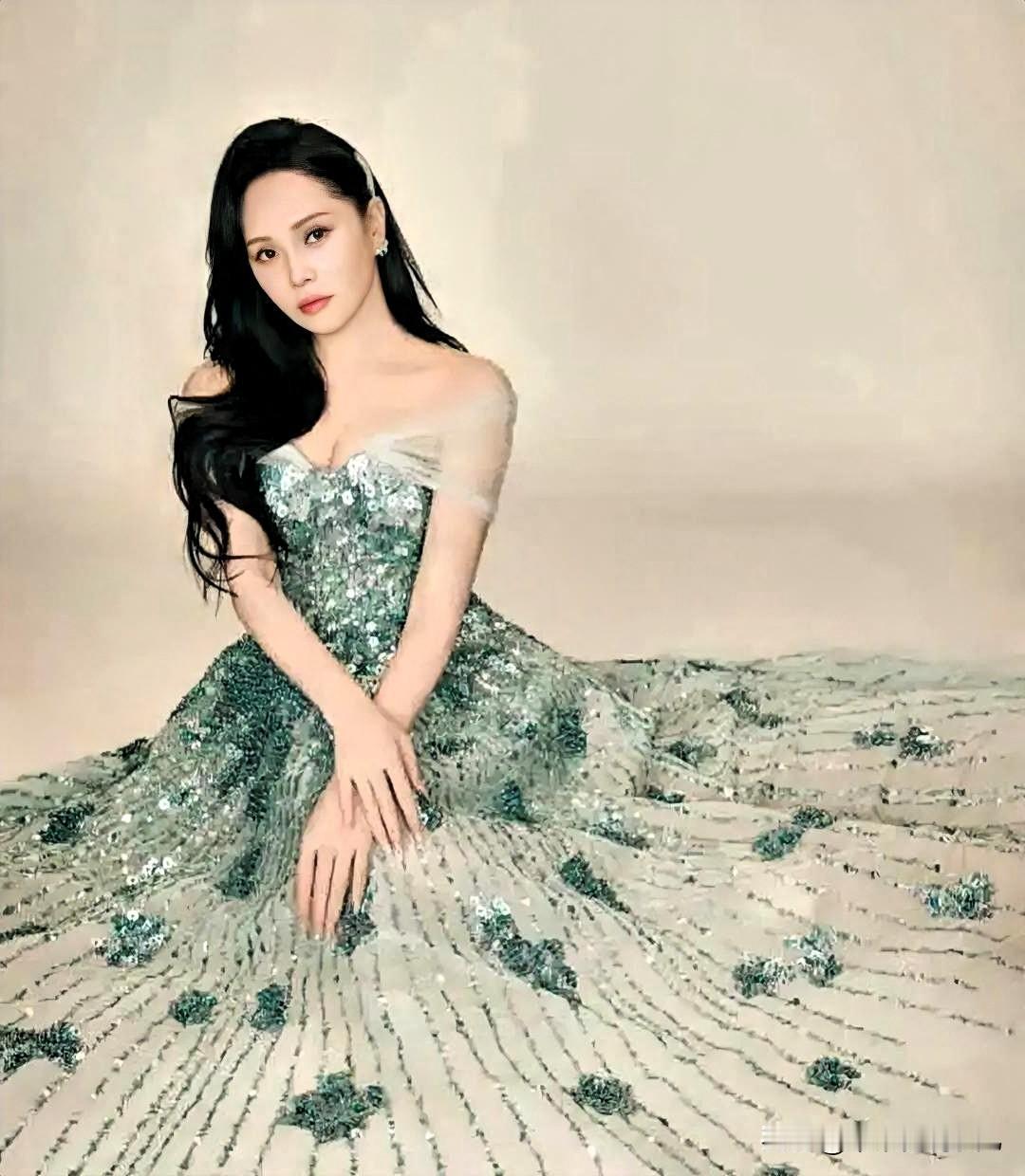 伊能静谈收入：我不是演艺圈最穷的，但也排不上前几百名很多人觉得我挣钱主要是演艺事