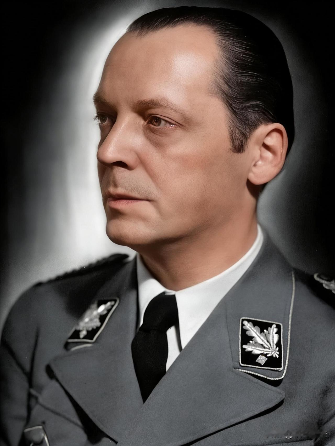 汉斯·欣克尔：纳粹文化铁腕的操盘手汉斯·欣克尔(HansHinkel)这个