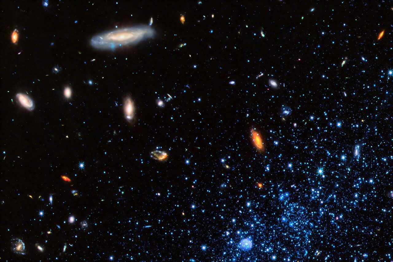 宇宙诞生后的头5分钟，几乎决定了一切。那时候既没有恒星，也没有星系，整个宇宙是一