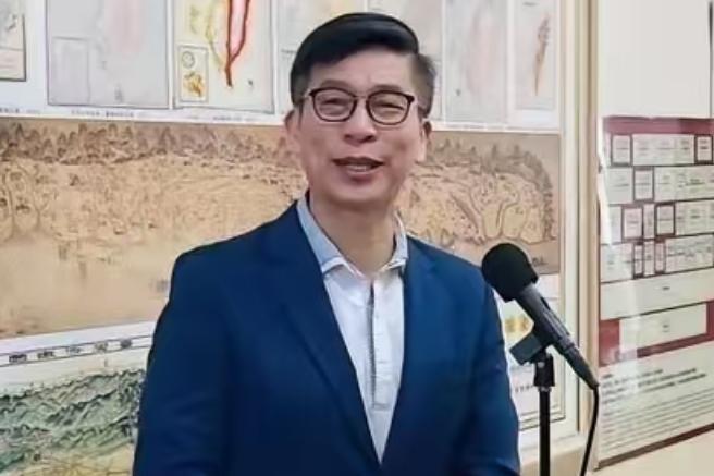 民进党叫嚣大陆，认为郑丽文与大陆达成的任何协议，都仅仅代表郑丽文个人！ 说白