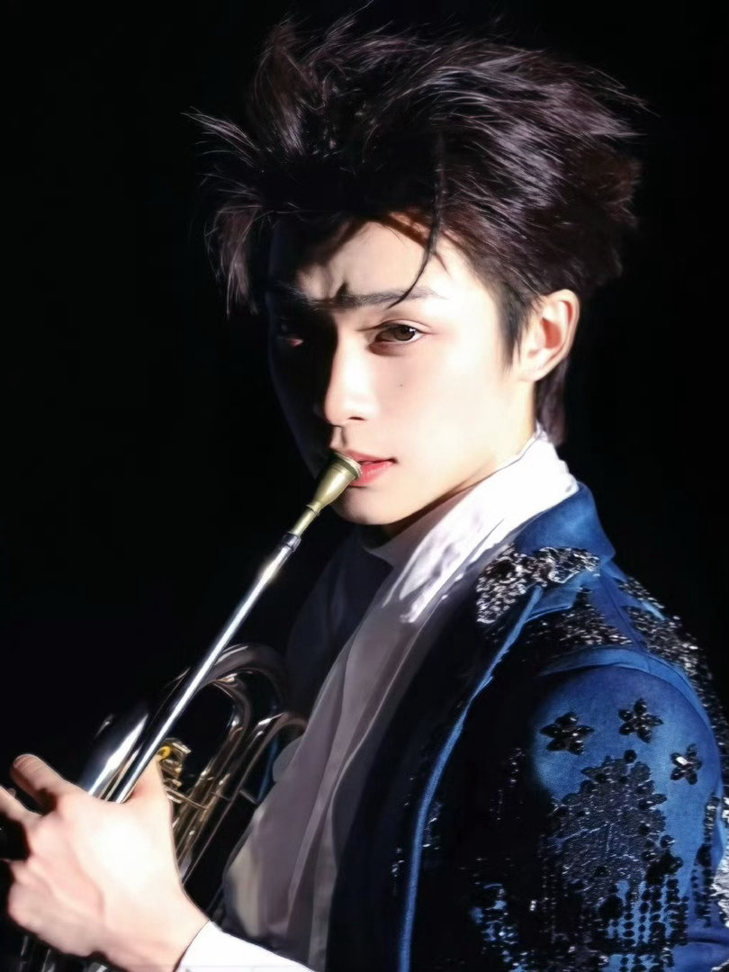 梓渝💙郑朋人生路上，要学会善待，善待他人，可以让人生走得更远；善待自己，可