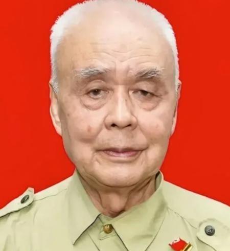 1952年，上甘岭战役中，美军正在发起进攻，唐章洪突然尿急，他竟尿在迫击炮上，谁