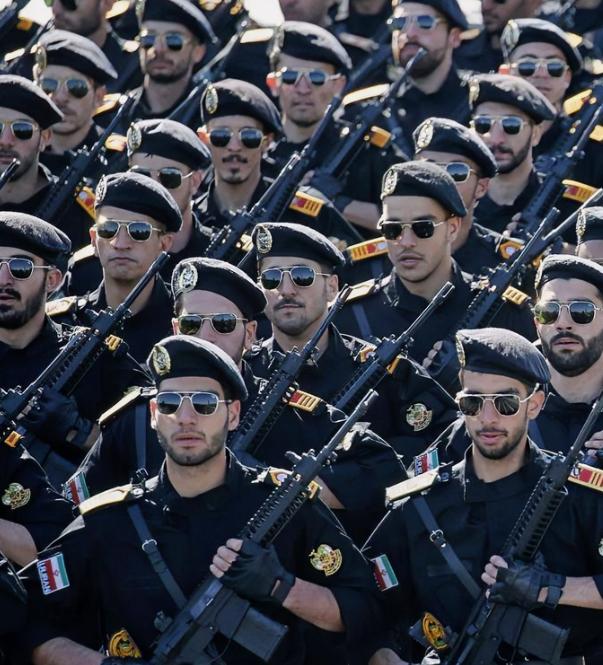 重磅消息！伊朗已经准备好硬刚美国。刚刚，伊朗伊斯兰革命卫队向外界宣布，伊朗所有导