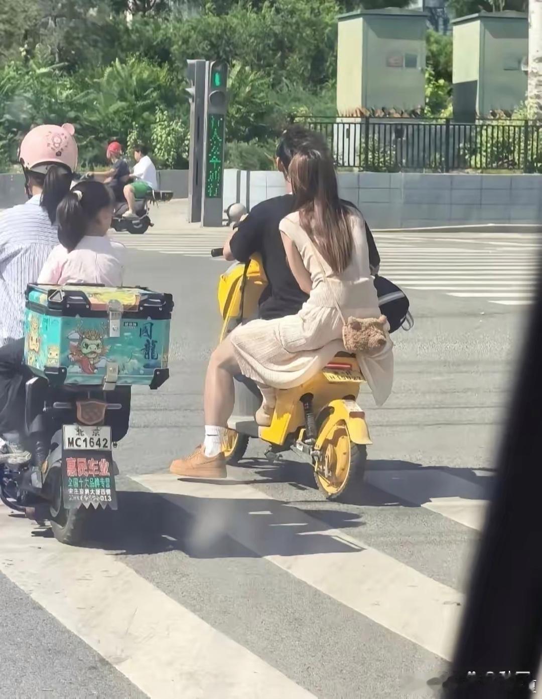 不仔细看真的会看错！​​​