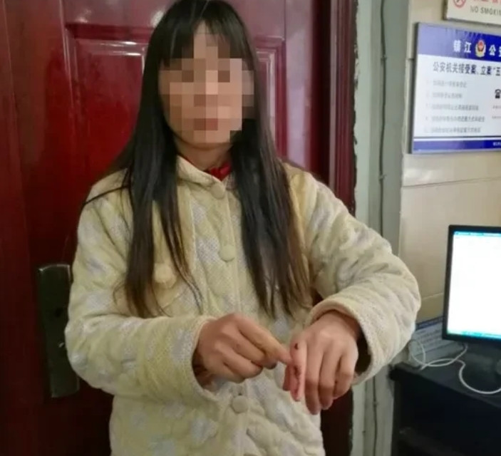 自己谈了个男朋友，相互都很喜欢，但妈妈不同意，就开囗要三十万彩礼，男朋友问我意思