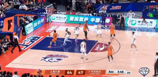 上海久事大将李弘权真是名副其实的神射手！在今天上海久事主场迎战广东东阳光的比赛中