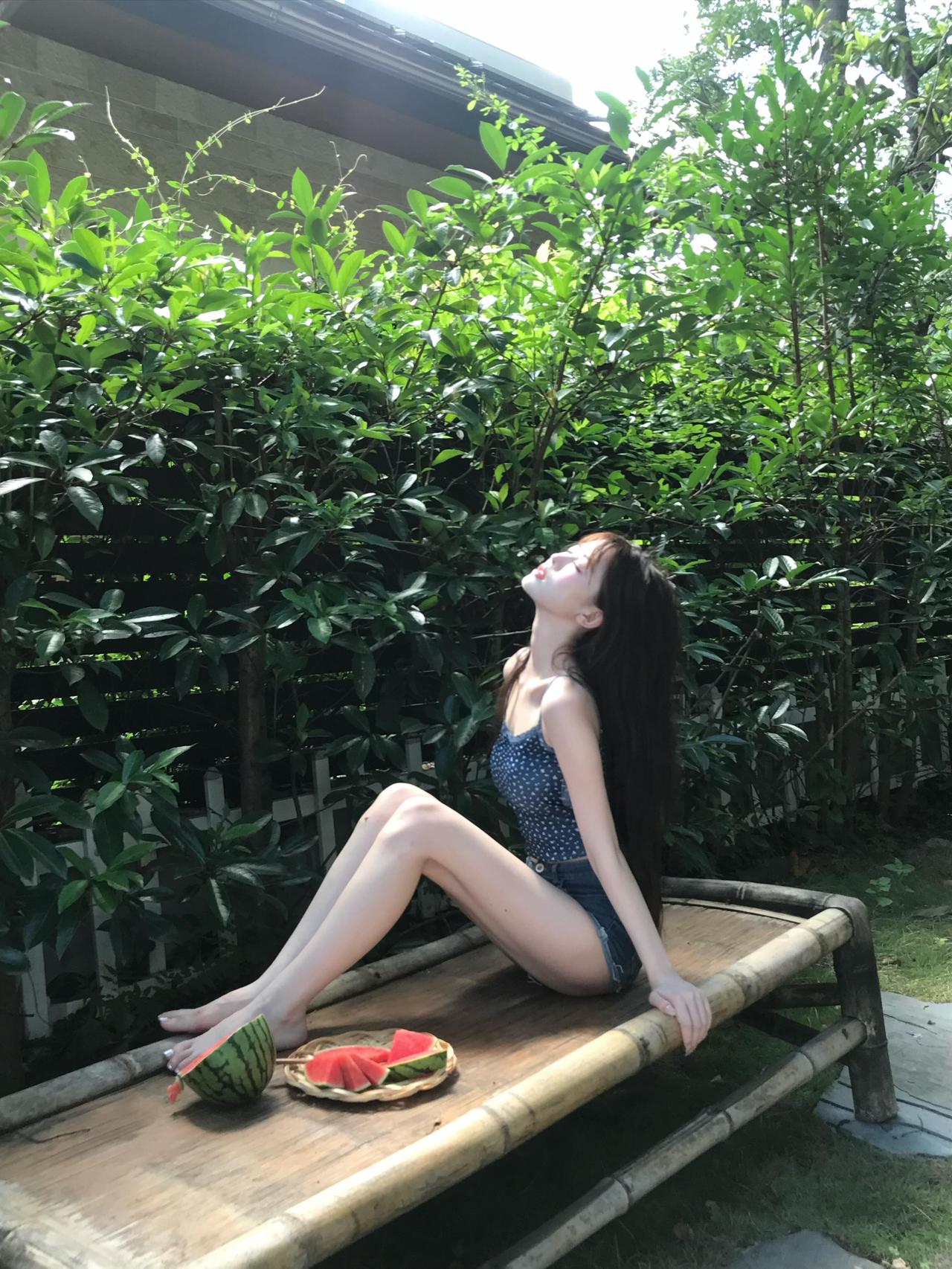 夏日少女高清写真（9.7分）