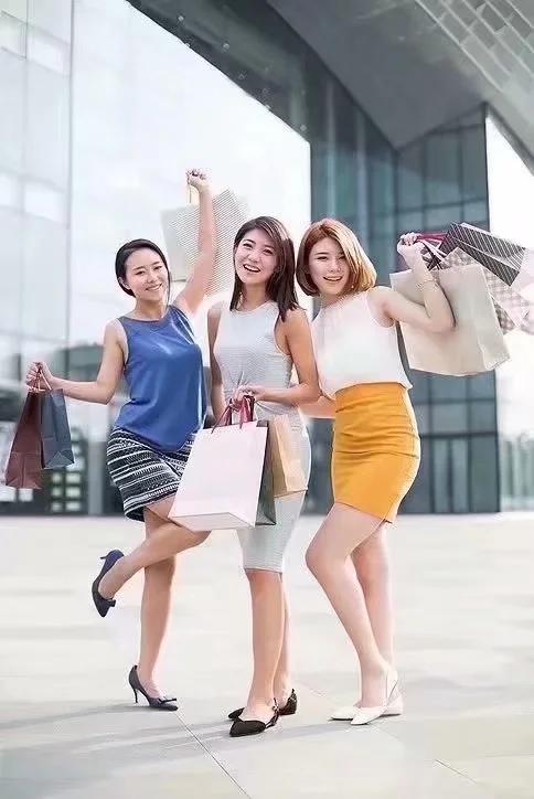 人和人之间，经常联系、才会越走越近，久不联系，就会有了距离！永远记住：联系是维