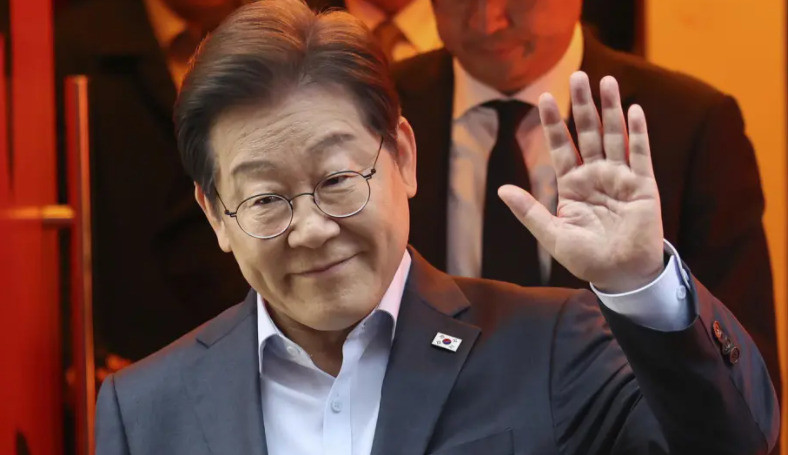 李在明不去中国阅兵因为美国韩国咋办？李在明拒阅兵内幕大揭