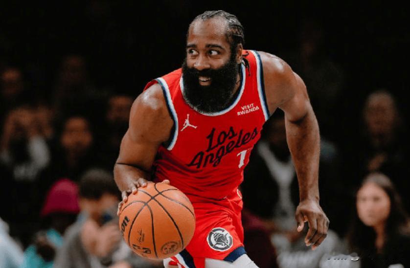 打完篮网再打活塞，快船球员估计人都傻了，打的完全不像是同一个联赛的比赛。篮网