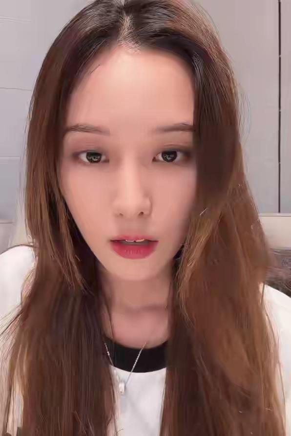 徐艺洋终于开口了：就一个孩子，我自己生的。可这句话一出来，评论区直接炸了——
