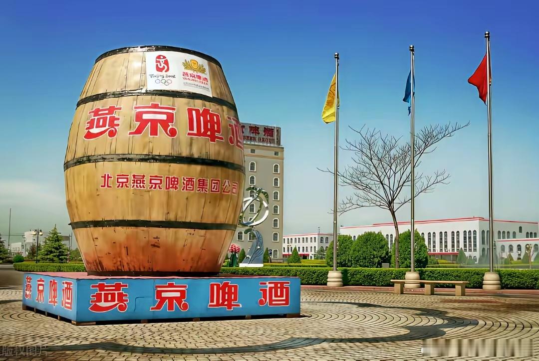 湖南衡阳市里的普通人，月薪3500元，每天工作10小时。开着5.5万元一辆的比亚迪海鸥牌微型电动小汽