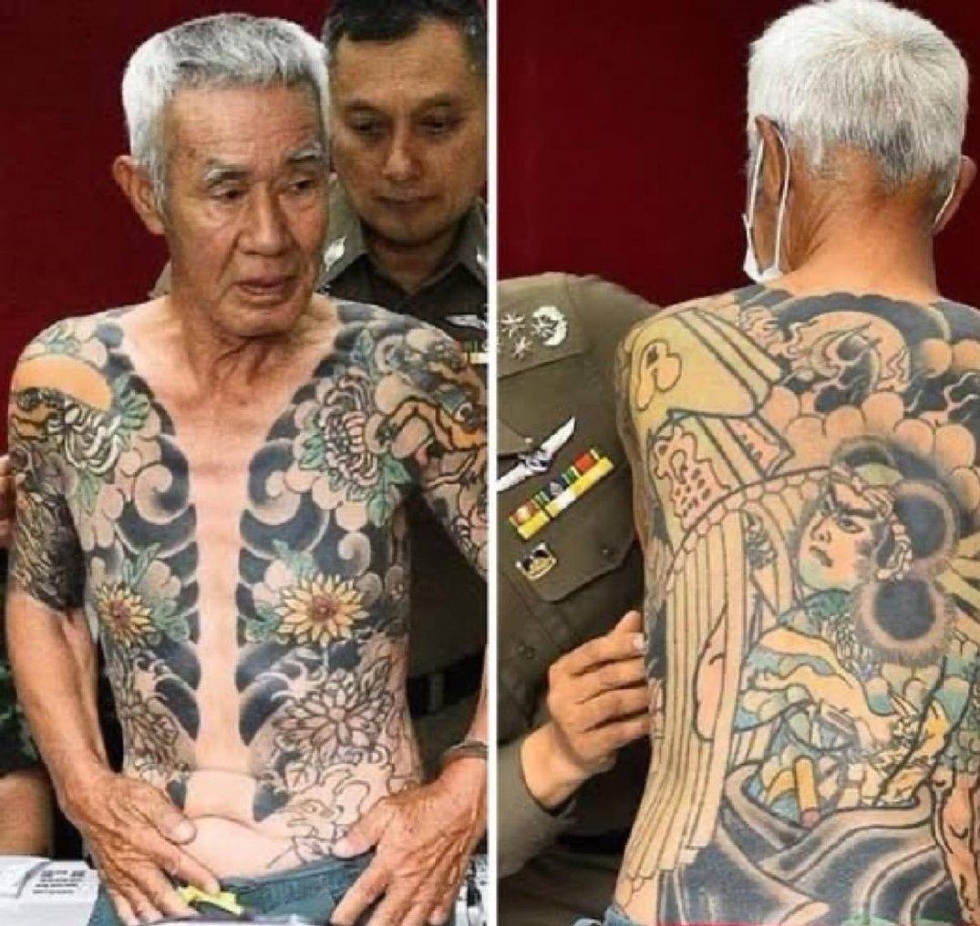 72岁日本黑帮大佬泰国下棋被抓：全身刺青+缺根小指，15年逃亡竟栽在一张照片上
