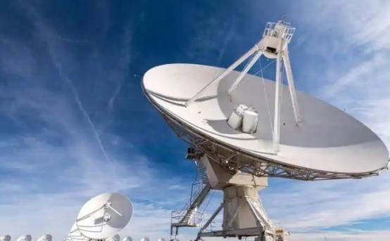 中美俄雷达差距太大！俄预警6000公里，美5500公里，中国令人意外说起雷达