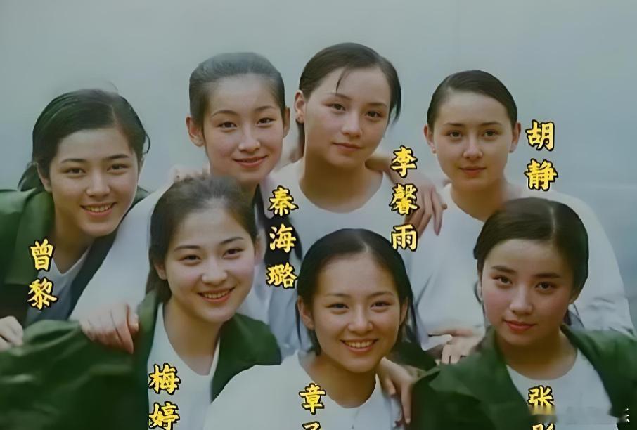 有些演员，是好长一段看不到，然后又会突然经常看到，有的是当红的，有的脸熟却叫不出