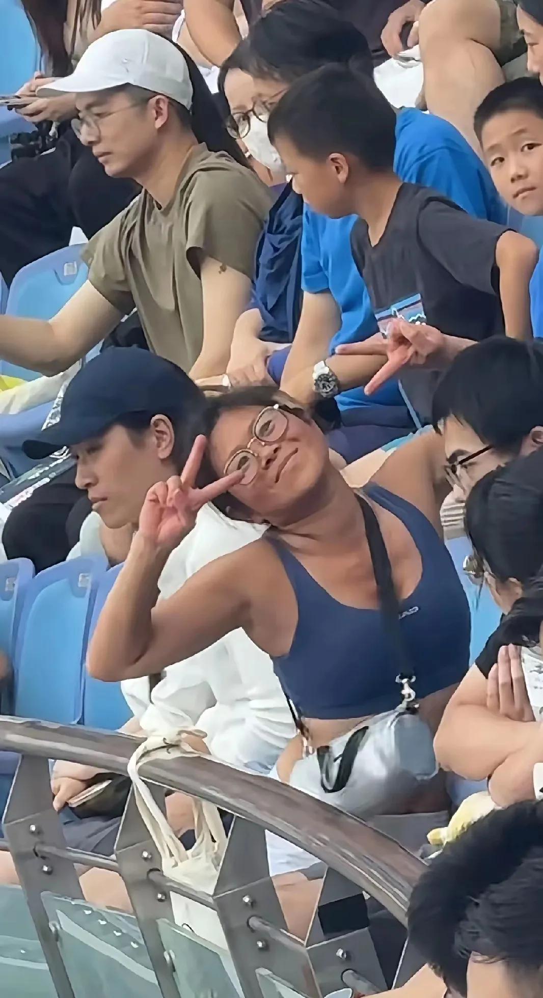 持外国护照就想无法无天！在上海网球大师赛这高大上的场合，竟有人整出幺蛾子