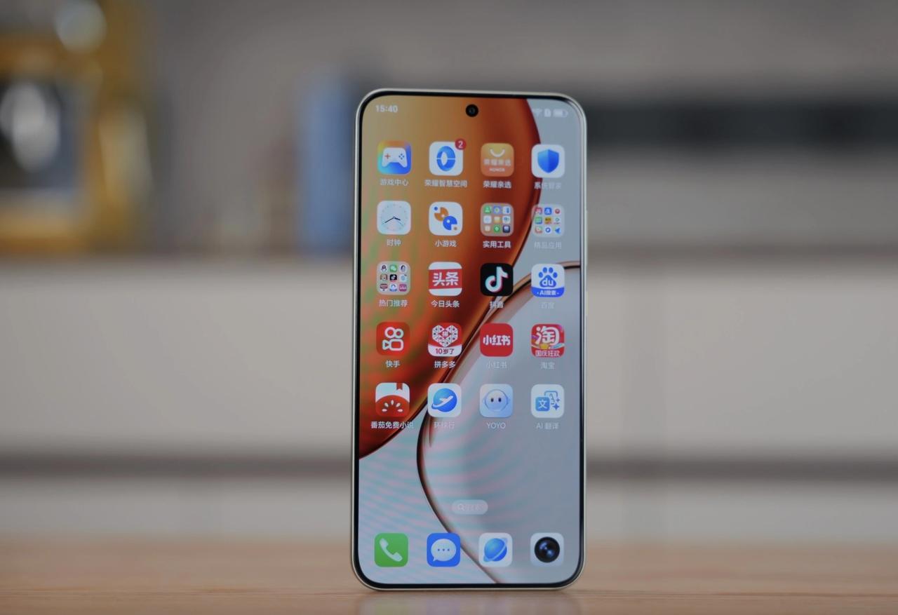 中端机市场是要变天了吗？荣耀X70这价格直接让人懵了。1699元居然给到512G