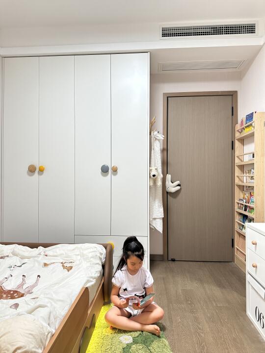 她才幼儿园，就有属于自己的儿童房和会客厅
