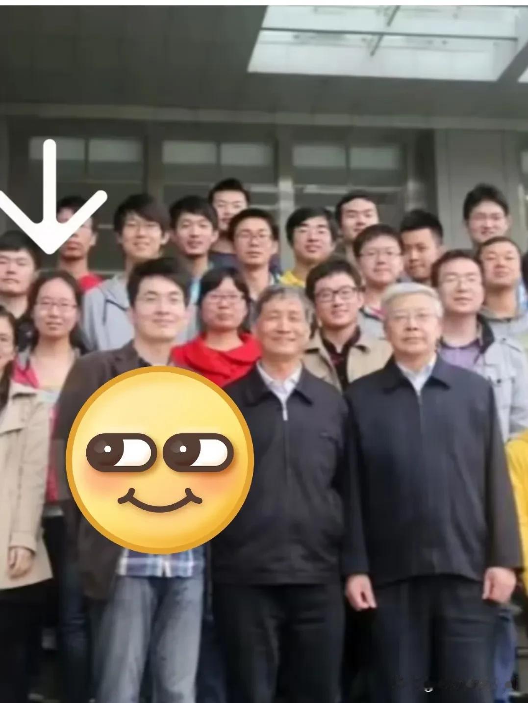 武大这次86页PDF的瓜，刚刷到的时候我第一反应也以为小三得是多惊艳的主，看完所