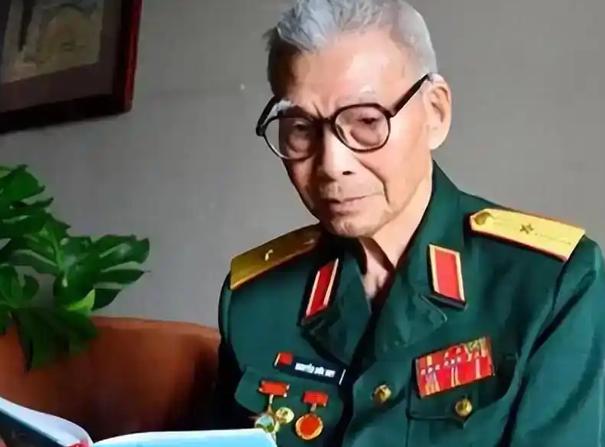 越南少将阮德辉回忆说：当年中国军队能安全撤走，不是越南军人胆小不敢追，而是黎笋下