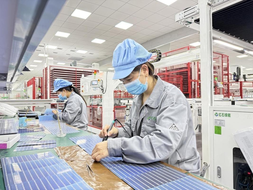 法国人170亿的光伏厂说不建就不建了，想摆脱中国？先看看自家账本再说据彭博社