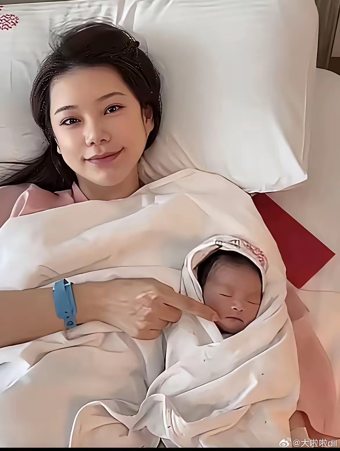 马筱梅的儿子大名叫汪星野，根本就不姓马。取自“星垂平野阔，月涌大江流”，一家人都