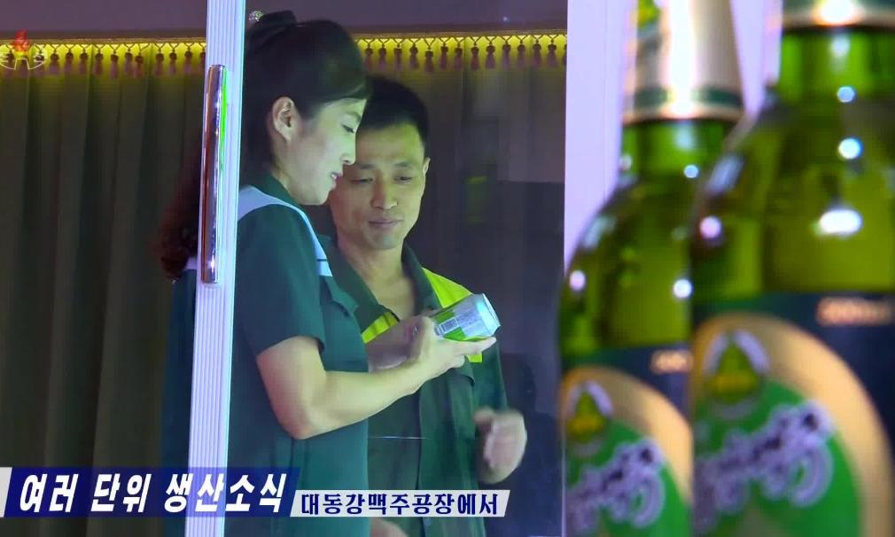 当年朝鲜要建啤酒厂，放着中国的设备不用，非要等机会。后来听说欧洲一家老牌啤酒厂倒