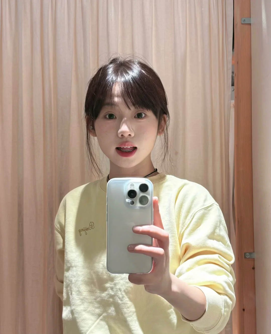 我都和你说了黄色好看