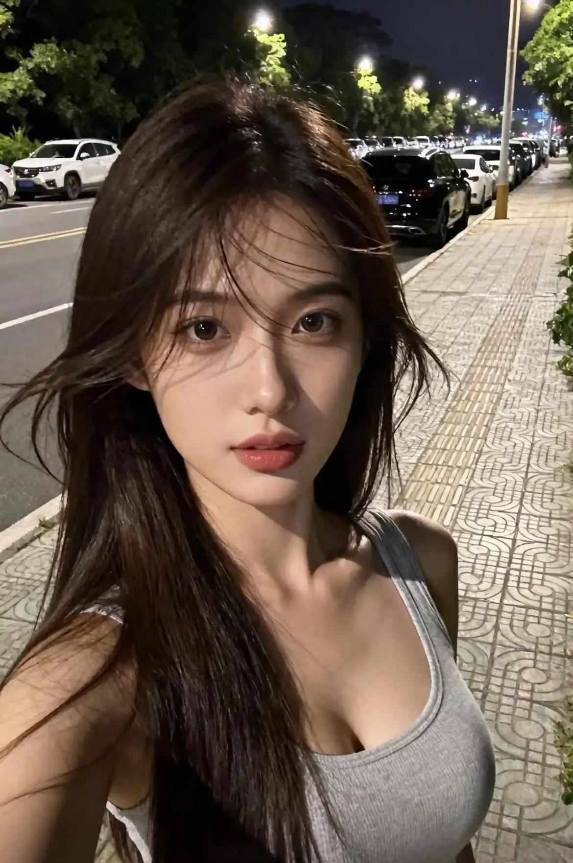 认了就不要抱怨，撕就撕得坦荡，累了就松开手，走了就别张望。雨滂沱，就