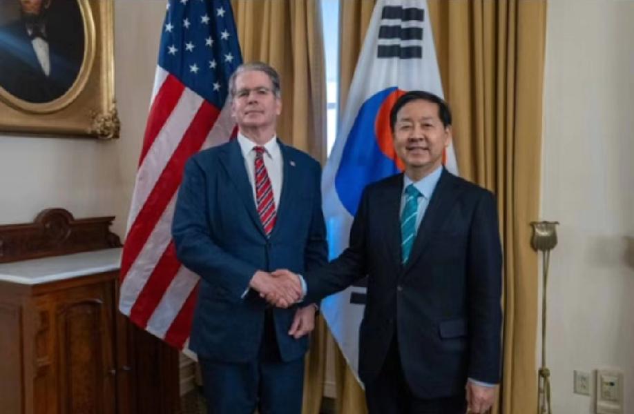 贝森特敲打韩国，令李在明紧张，韩媒吵翻天！1月16日，法新社报道:“美财长