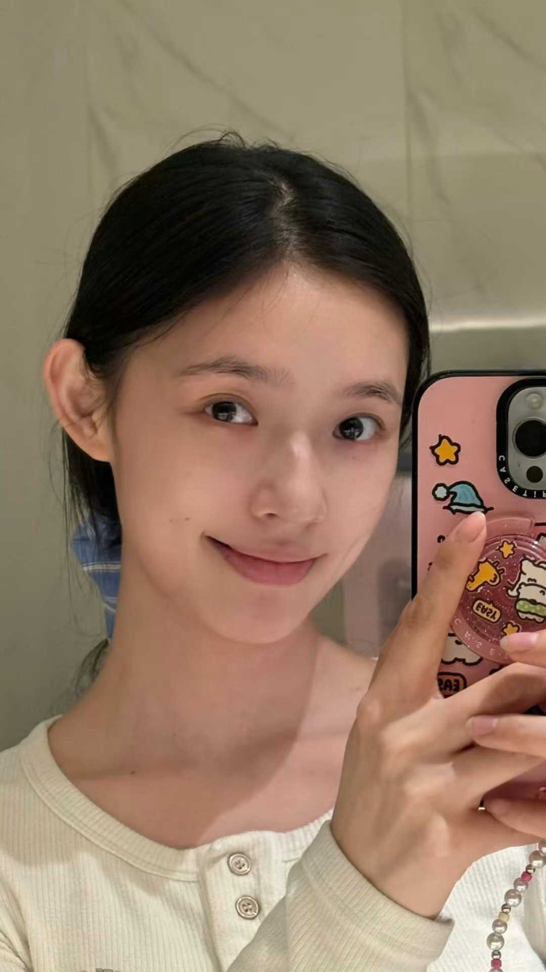 林允真的是很健康的美呀美到恰到好处～​​​